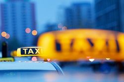 從(cóng)相(xiàng)殺到(dào)相(xiàng)愛(ài)，盤點互聯網巨頭合并後的(de)跌宕起