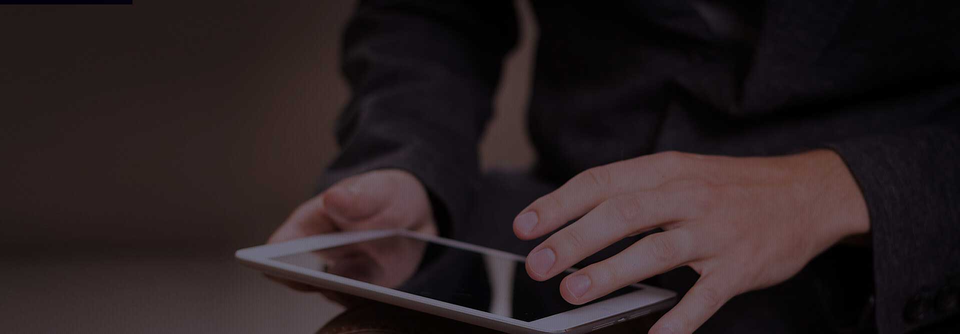 杭州瞻瑞科技有限公司，8年(nián)專注高(gāo)端網站(zhàn)定制(zhì)服務